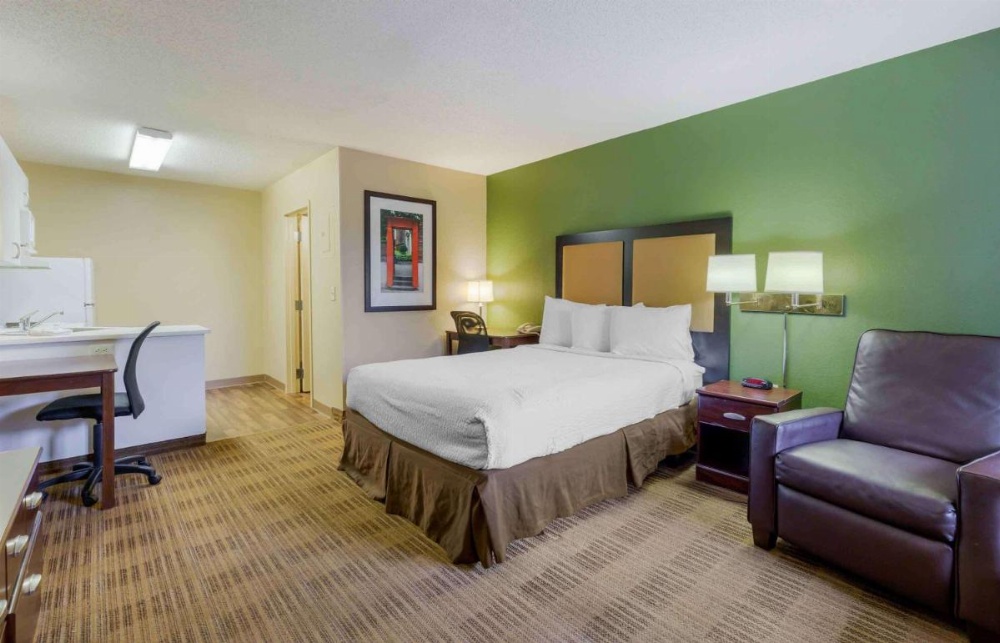 Extended Stay America Suites - Fayetteville - Owen Dr. Image 10